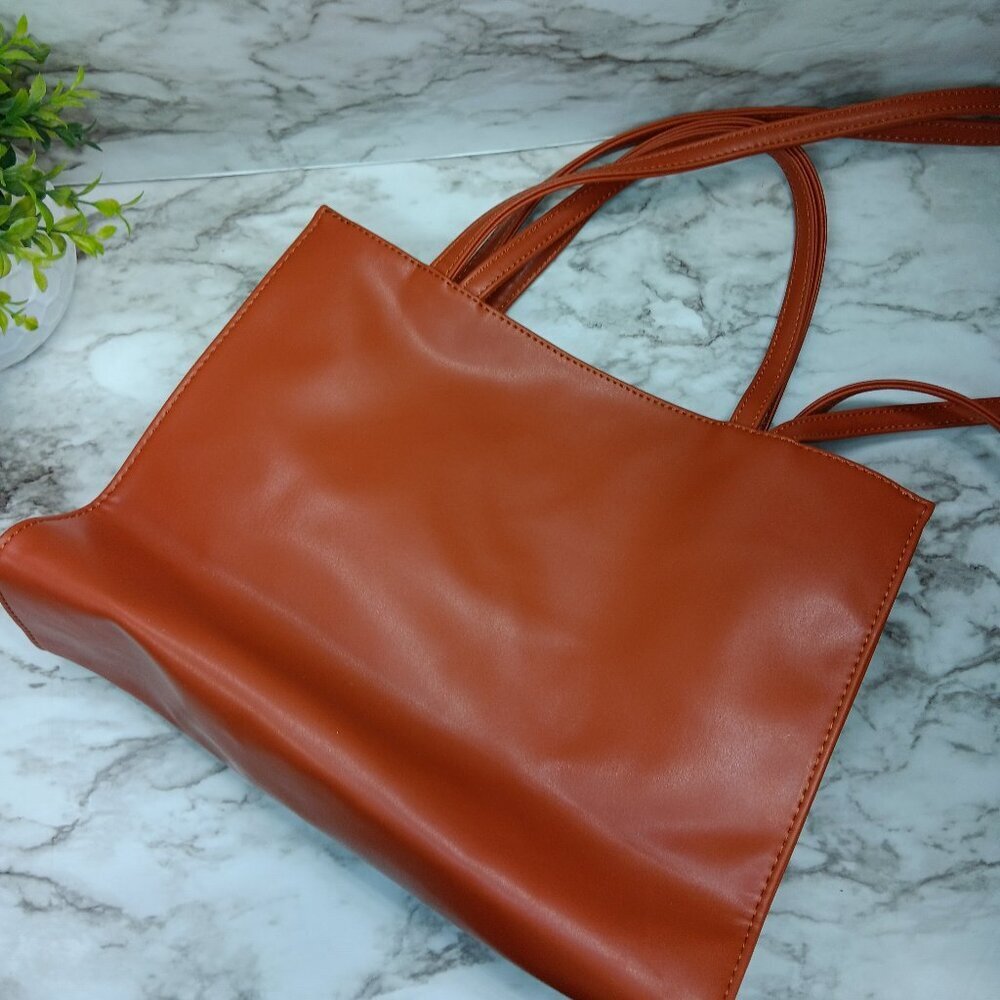 Telfar Medium Shopping Bag- Tan - Picture 3 of 10